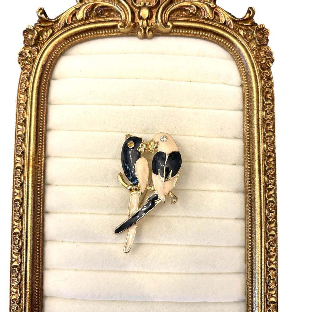 Vintage Brooch Pin Black Ivory Enamel Gold Trim Parrots Rhinestone Eyes Tropical